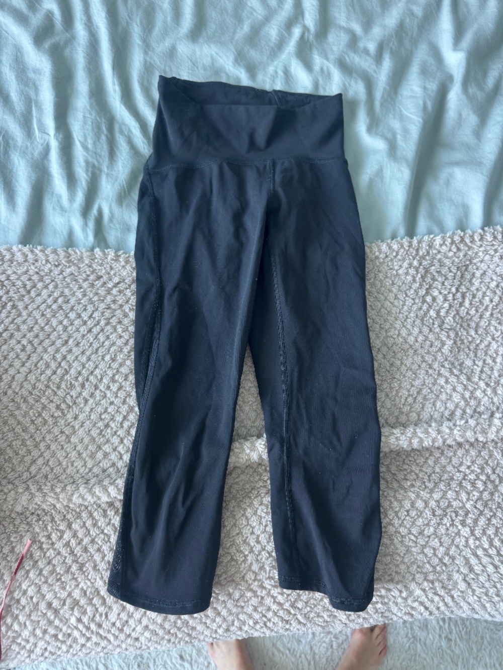 LULULEMON MESH pants size 2